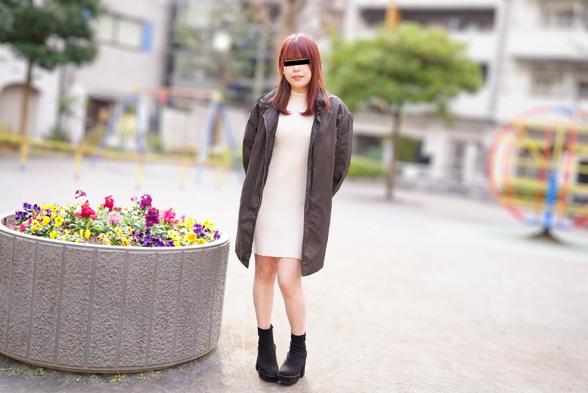 舐めるの大好きな舌ピ娘をナンパでゲット