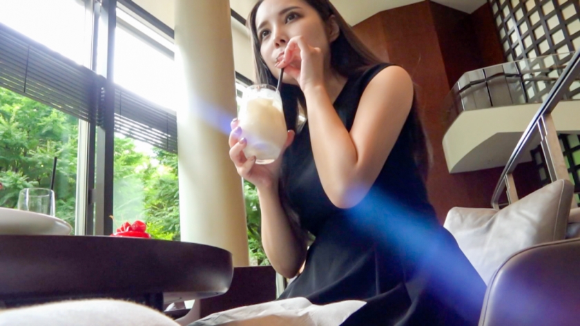 【Gカップ爆乳美女のヤバい性欲！！】彼氏がいるのに刺激を求めてわざわざ名古屋から月2で上京する大手役員秘書【さとみ】さんとビジネスSEX！！ - サンプル画像 - 2