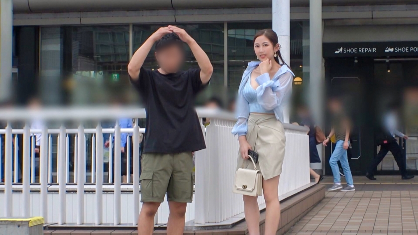 マジ軟派、初撮。 2004 【性獣、注意報！！】透明感100%×スタイル抜群の美女と遭遇！！最初はサバサバしていたが、実は男のチンコが欲しくて欲しくてたまらないすけべなオンナの子。看護師はやはりストレスが溜まっているのと同時に、性欲も溜まっている！自ら腰を動かして、イキまくる姿はまさに性獣！ - サンプル画像 - 1