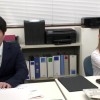 社内結婚をする女子社員はド変態女 社内結婚をする女子社員が婚約者に内緒で相談に乗って欲しいというので聞いてやると…実はあなたのことが好きだったと告られた！？ - サンプル画像 - 1
