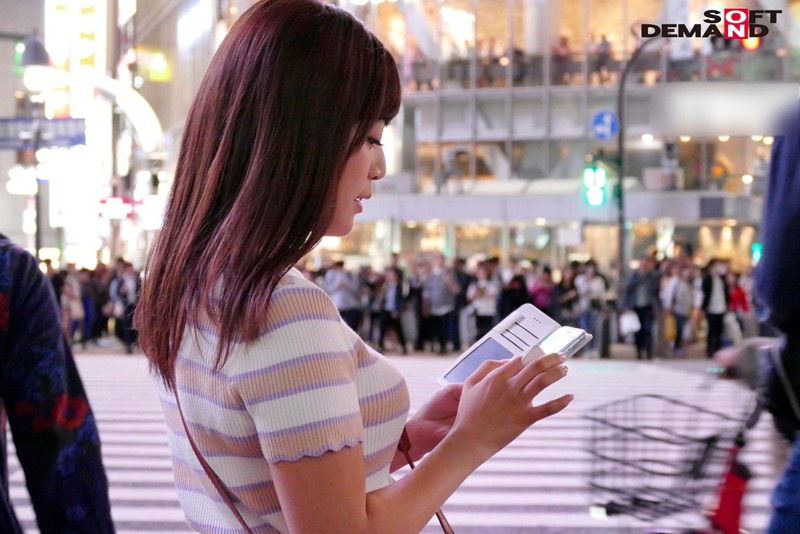 マッチングアプリでヒトメボレした小麦肌が眩しいヘルシーガールはエチエチすぎるGカップ！ エッチなことするつもりなかったけど我慢できなくって思わずAV debut 茉凛ちゃん（21） - サンプル画像 - 8