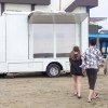 マジックミラー号×Materiall灼熱の夏！SEXonTheビーチを夢見る男たちを逆ナンパ＆連続中出しSEX4時間スペシャル - サンプル画像 - 8