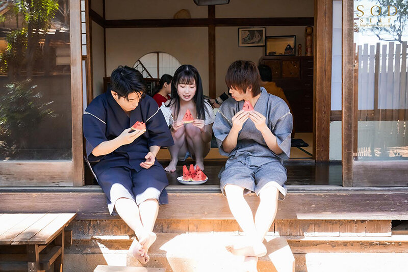 夏休み久々に遊びに来た従妹は従兄弟全員を誘惑して凄テクでヌキまくり！合計10発！！ 朝田ひまり - サンプル画像 - 3