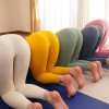 ヨガ体験教室の生徒で男は僕だけ…エロ目的での参加だと誤解されてはいけないと思えば思う程、美人インストラクターの突き出した美尻を見てチ●ポが反応してしまう…。下腹部の膨らみを見つかった僕は、体験コースには含まれていない集団エロレッスンに身を委ねてみる事に… - サンプル画像 - 3