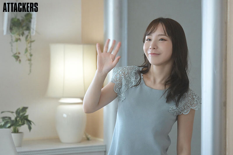 「お前の奥さん一か月間貸してくれよ。」僕が絶対に断れない状況で妻が上司に抱かれる夜。 海老咲あお - サンプル画像 - 7