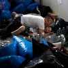 隣人のゴミ部屋で異臭中年おやじに抜かずの連撃中出し51発で孕まされた制服女子の末路… 設楽ゆうひ - サンプル画像 - 2