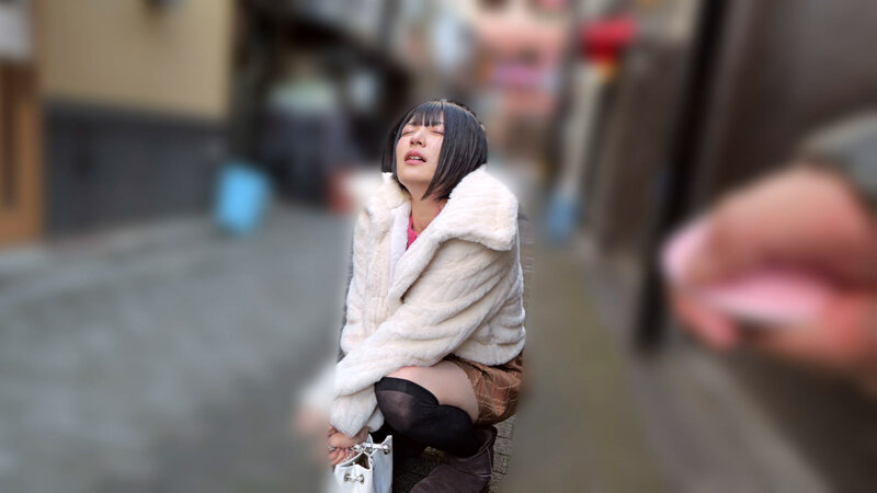 恥辱、陵●、とびっこ装着・繁華街デート！32 虹村ゆみ - サンプル画像 - 3