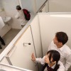 電話で彼氏とケンカする女子●生を我慢できずにメチャクチャ痴●してやったら…マン汁で濡れまくってたので、彼氏よりも俺のテクの虜にその後めちゃくちゃ中出ししまくってやった！ 鈴の家りん - サンプル画像 - 3