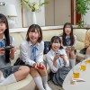 『お兄ちゃんで罰ゲーム』開始！これは普段からキモがられている兄の部屋に妹と友達が乱入し突然パンツを見せる罰ゲーム！更にエスカレートしていき - サンプル画像 - 3