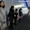 街角に妻を1時間立たせてみたら…。立ちんぼ 吉澤友貴 - サンプル画像 - 1