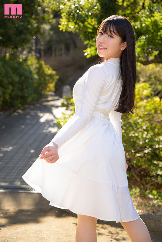 SNSで千人とアナルFUCKした女！！獣のようなケツ穴絶頂動画を上げて永久垢BANされた肛門中毒裏アカ女子AVデビュー 本田凛 - サンプル画像 - 2