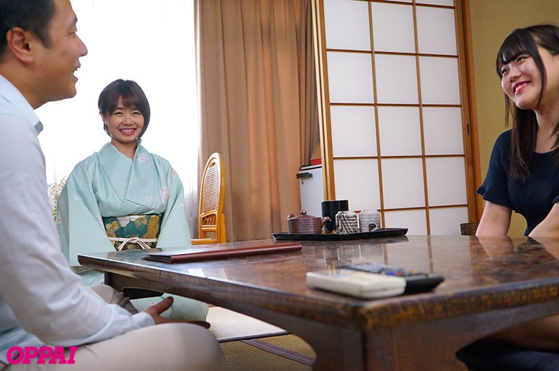 新婚夫婦の夫から子種を搾り尽くす温泉旅館の巨乳女将 赤瀬尚子 - サンプル画像 - 1