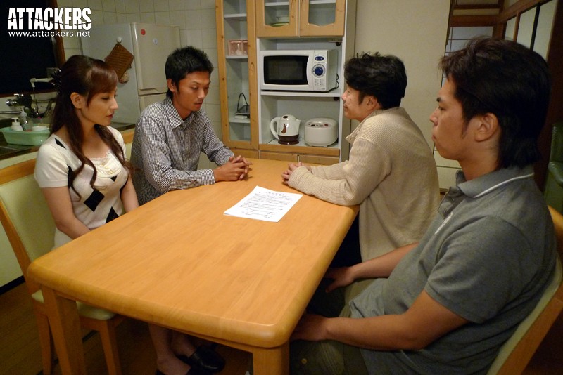 家庭内凌●秘話 義父と義兄に犯●れた若妻 冴島かおり - サンプル画像 - 7