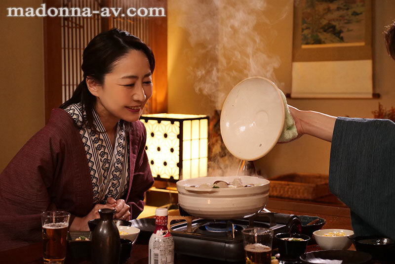 10年間、想いを寄せた母に注ぐ抜かずの追撃中出し16連発相姦。 瀬尾礼子 - サンプル画像 - 1