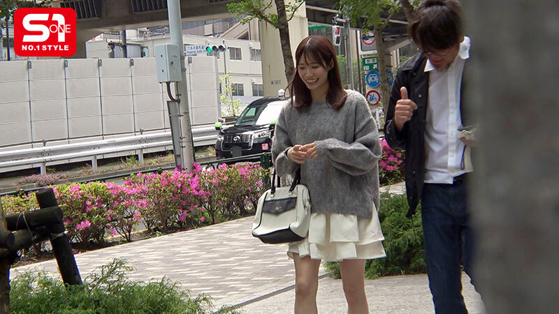 「えっココで！！ムリムリww」アイドル、アーティスト、グラビア、バラエティ番組、マルチタレント未歩ななに1ヶ月完全密着！隙あらばいきなりAV男優ぶっ込みぶっ挿す！ドッキリ即ズボッ！AVドキュメント - サンプル画像 - 1