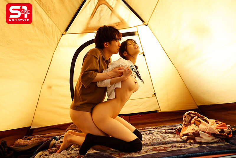 親友の彼女がクッソよくて無理でした…テントでこっそり迫りヤリまくったNTRキャンプ 倉木華 - サンプル画像 - 4