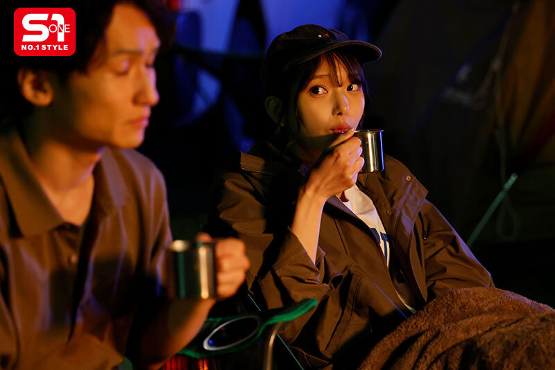 親友の彼女がクッソよくて無理でした…テントでこっそり迫りヤリまくったNTRキャンプ 倉木華 - サンプル画像 - 7